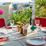 Tria Elegance Отель 4*