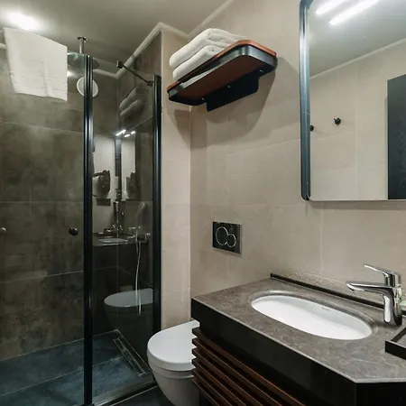 Otel Tria Elegance 4*