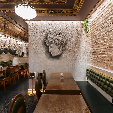 Tria Elegance 4* Istanbul