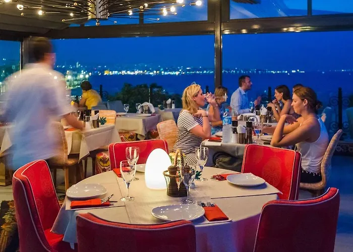 ホテル トリア エレガンス