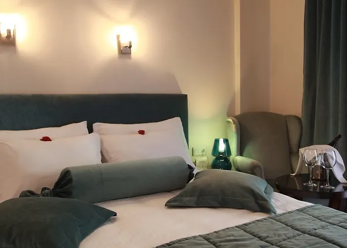 トリア エレガンス