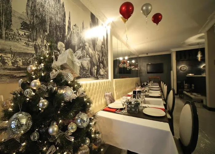 ホテル トリア エレガンス 4*