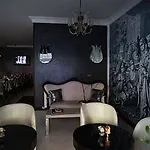 Tria Elegance Ξενοδοχείο