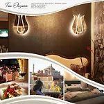 Ξενοδοχείο Tria Elegance
